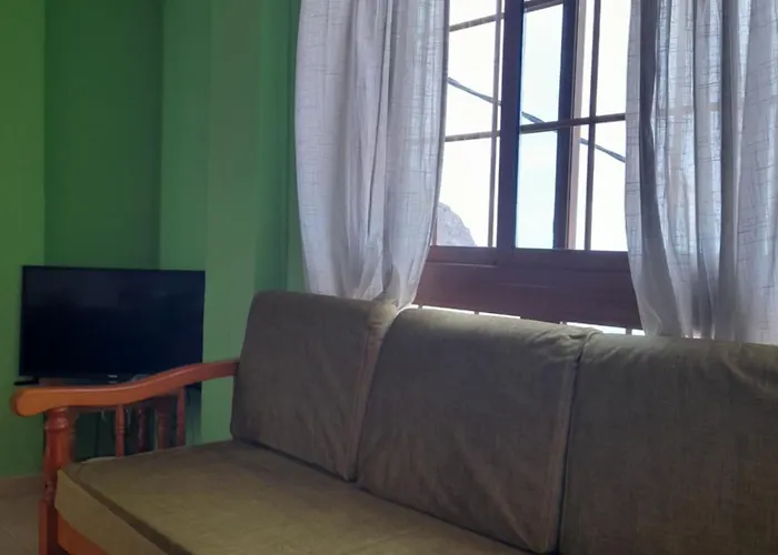 Historica Casa De La Oje بيت للعطل