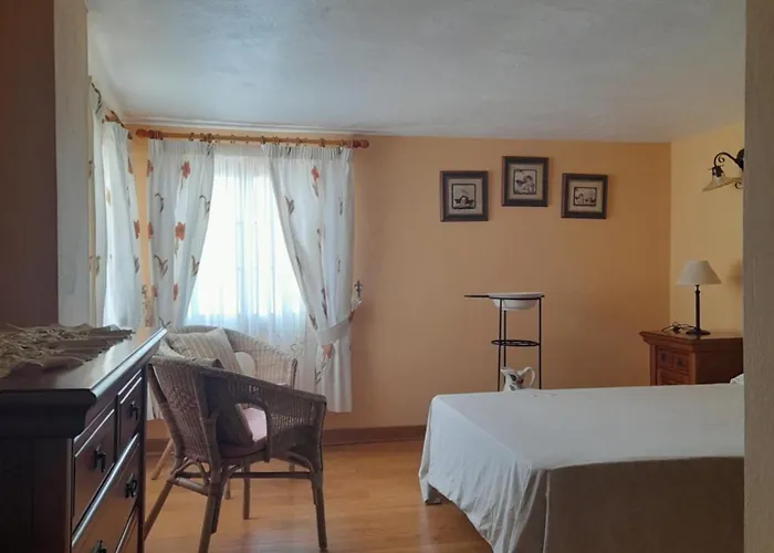 Historica Casa De La Oje Agulo